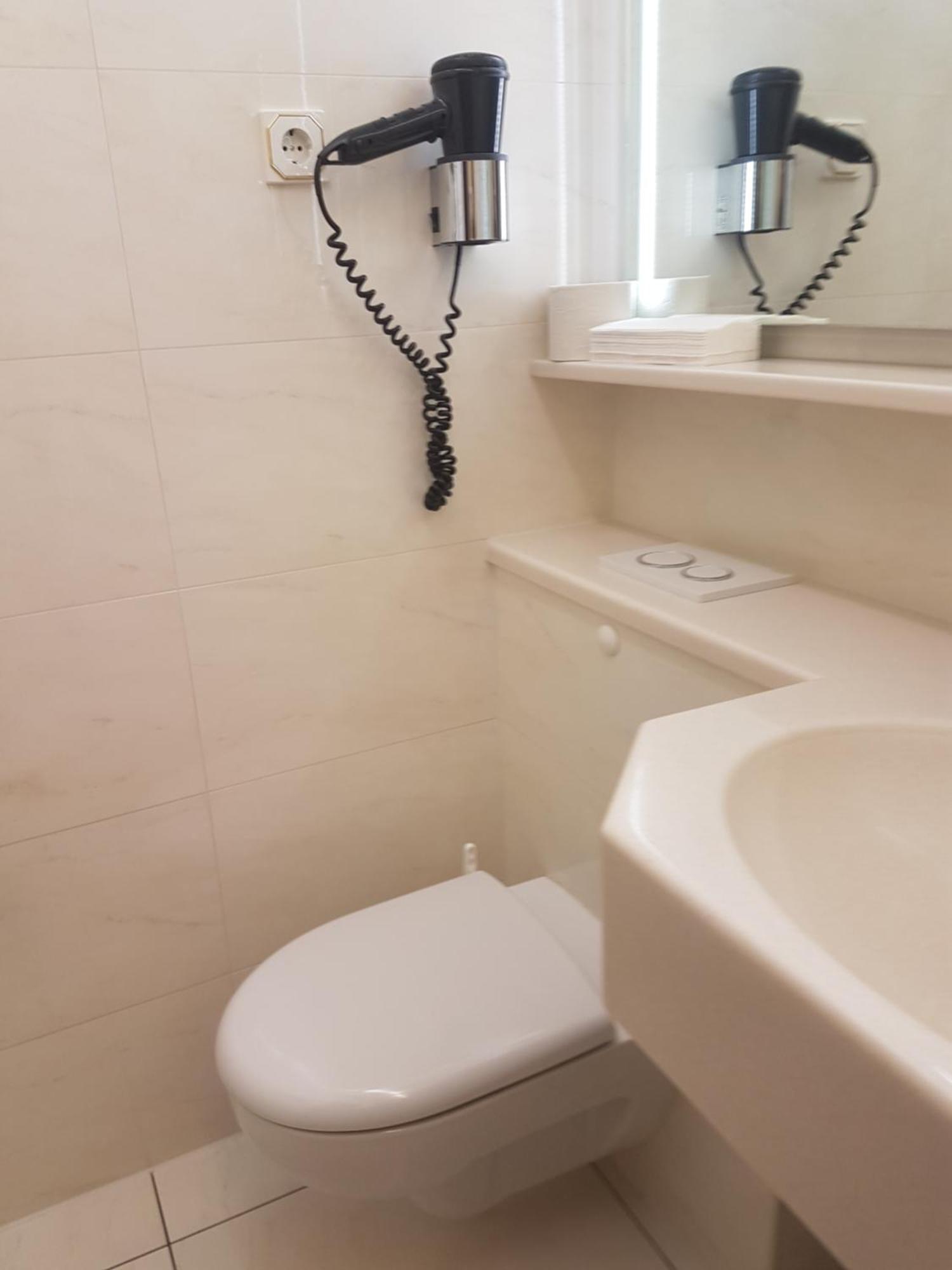 Hotel Muehlenthal Gmbh Schwalbach Екстериор снимка