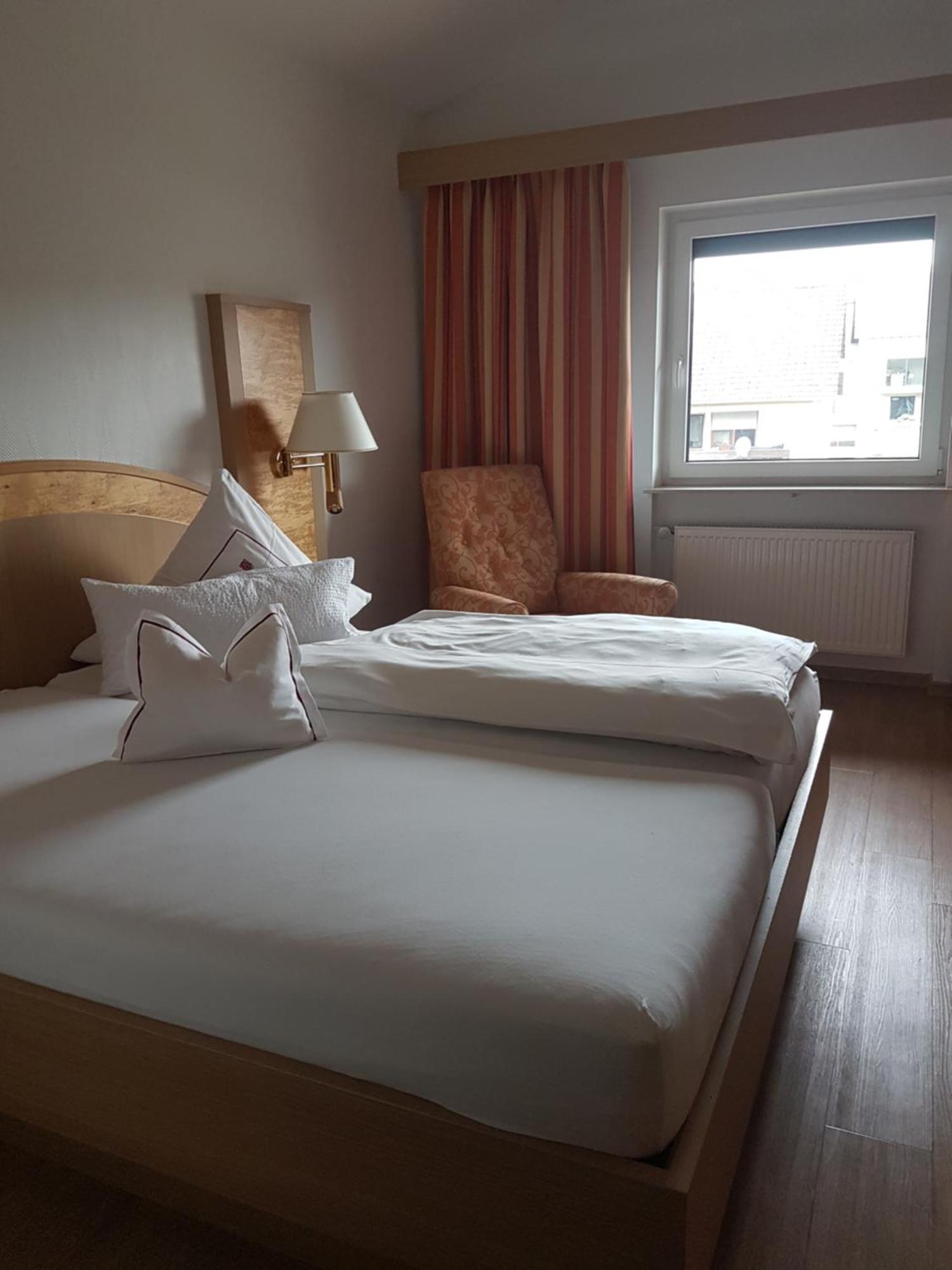 Hotel Muehlenthal Gmbh Schwalbach Екстериор снимка