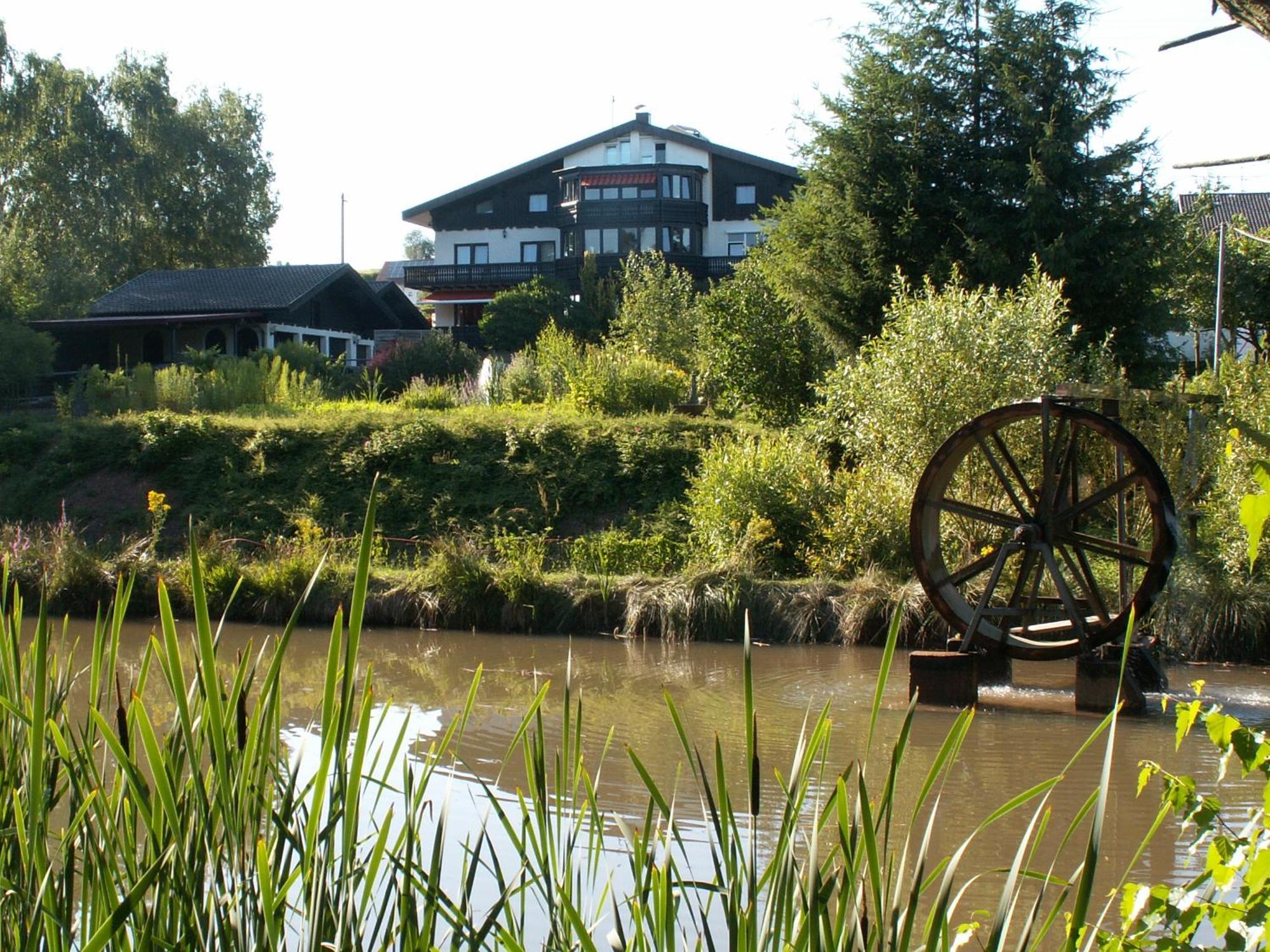 Hotel Muehlenthal Gmbh Schwalbach Екстериор снимка
