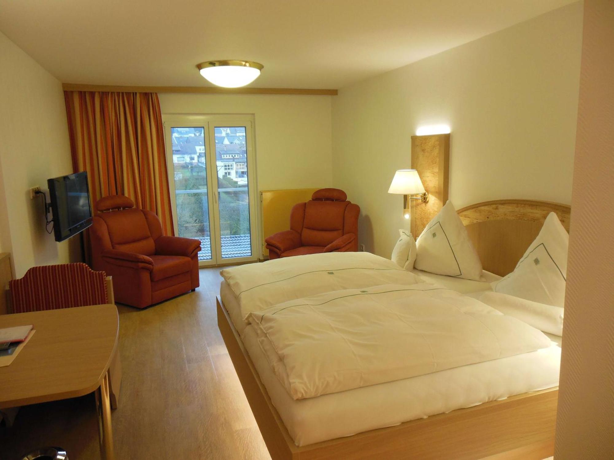 Hotel Muehlenthal Gmbh Schwalbach Екстериор снимка